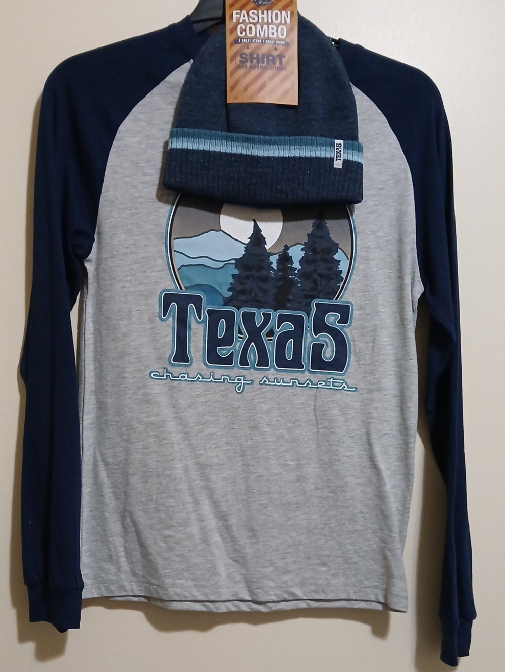 Home Free Men's S Custom State Long Sleeve and Beanie Hat Combo Texas